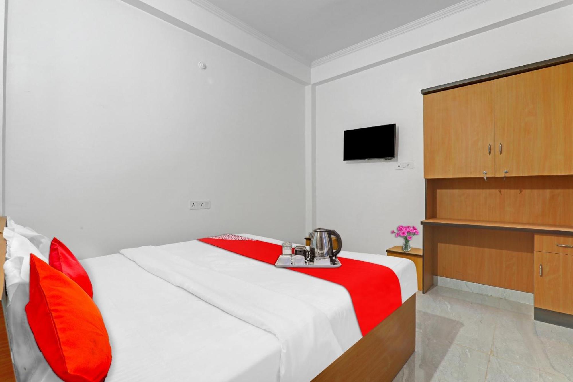 קאנפור Hotel O Sai Galaxy Hotel & Restaurant מראה חיצוני תמונה
