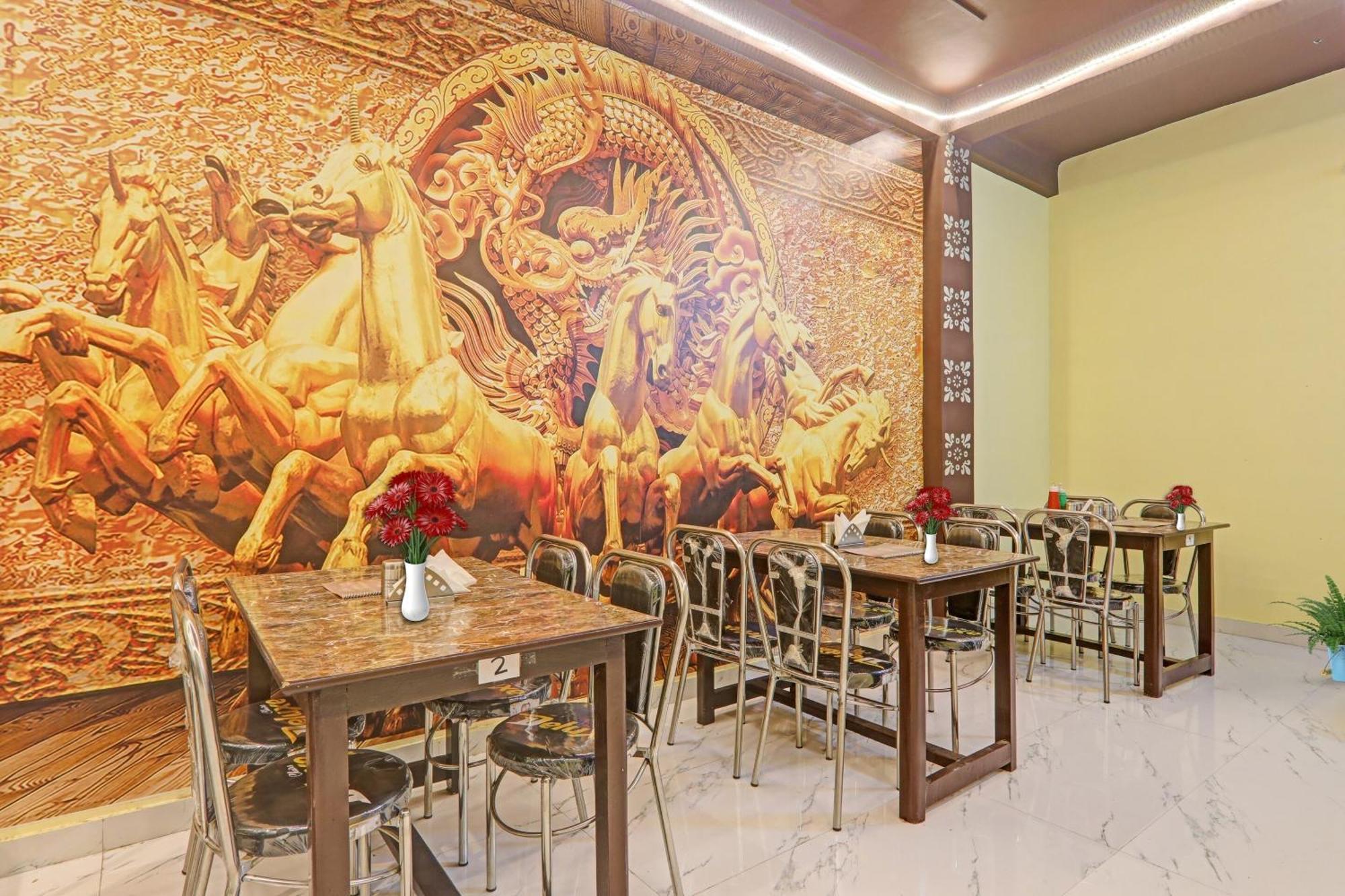 קאנפור Hotel O Sai Galaxy Hotel & Restaurant מראה חיצוני תמונה